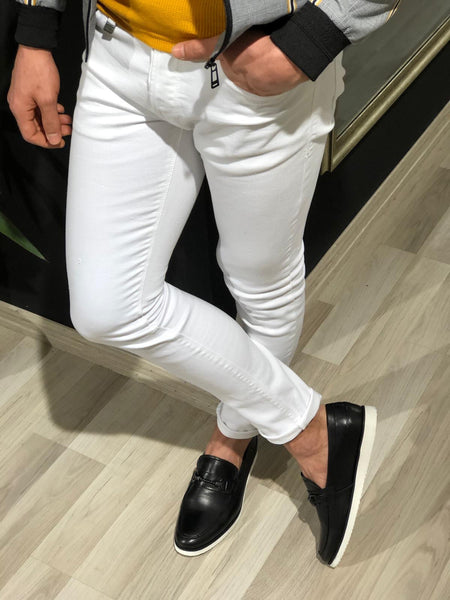 Buy VAN HEUSEN Checks Cotton Lycra Slim Fit Mens Trousers | Shoppers Stop